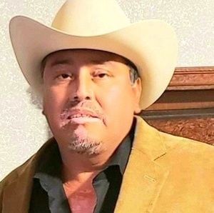 Meet your Posher, Amado